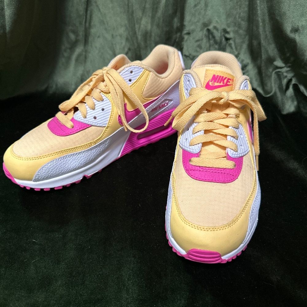 Nike Air Max 90s